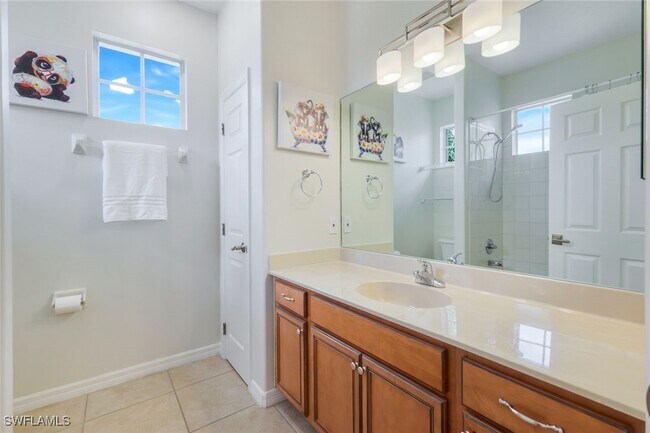 Building Photo - 12858 Carrington Cir