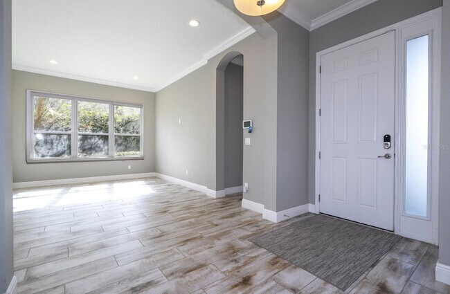 Building Photo - 7573 Green Mountain Way