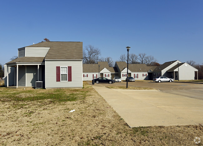 Primary Photo - Turrell Manor Apartments