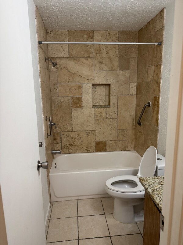 Building Photo - 10 N Circlewood Glen