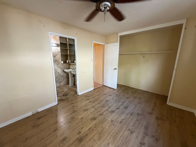 Building Photo - 465 Haiku Rd