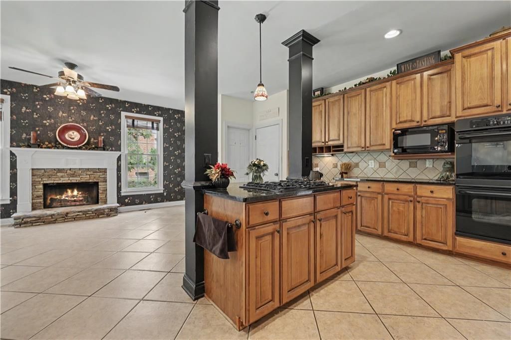 Building Photo - 4030 Greenside Ct
