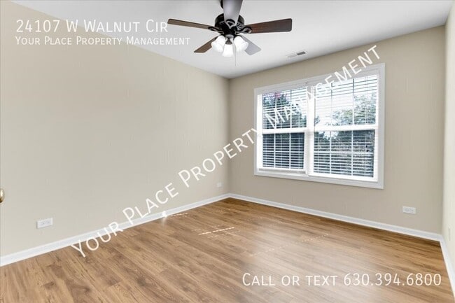 Building Photo - 24107 Walnut Cir