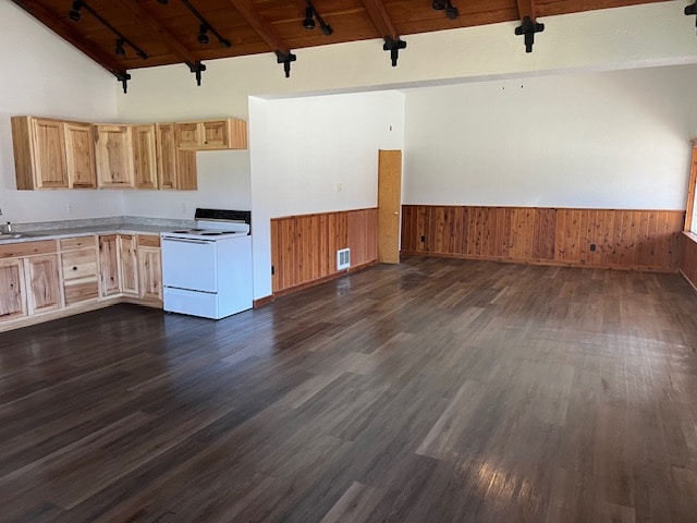 Building Photo - 112 S Main St