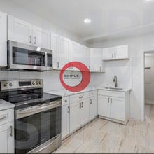 Building Photo - 4 Bedroom / 1 bathroom house