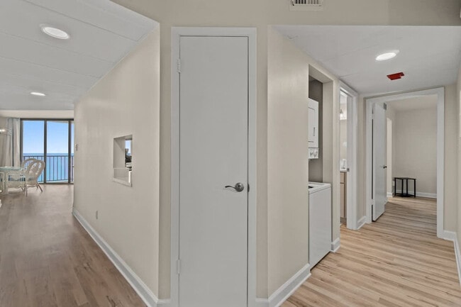 Building Photo - 17155 FL-30