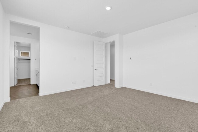 Building Photo - Brand New 4 bed/3 bath in Hawes Crossing C...
