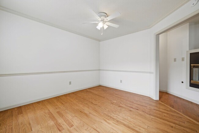 Building Photo - 109 Larkspur Hollow