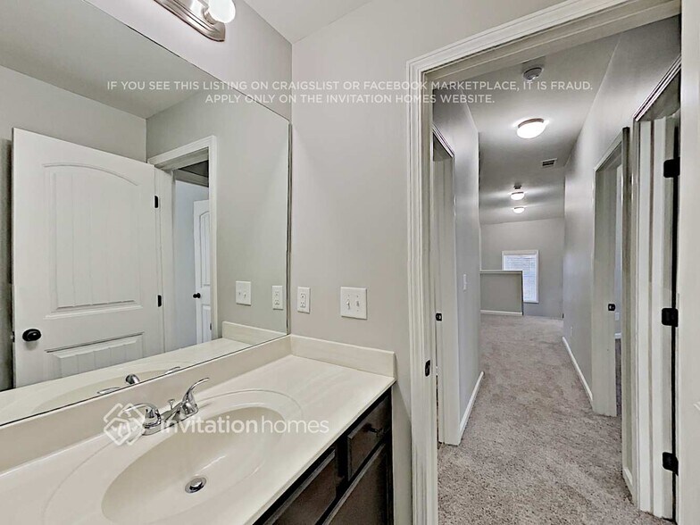 Building Photo - 5923 Park Bay Ct