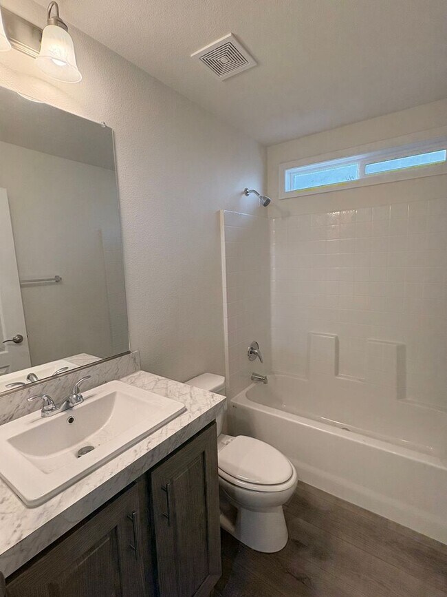 Building Photo - Brand New 3-Bedroom Mobile Home in Prime La Loma District