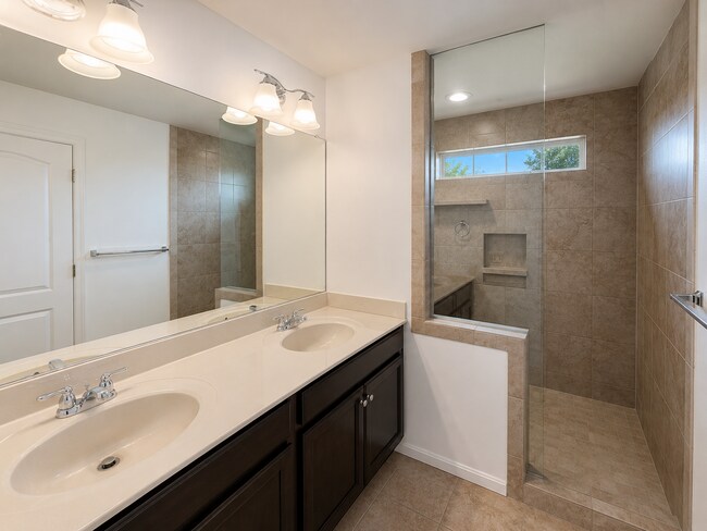 Building Photo - 6517 Newton Dr