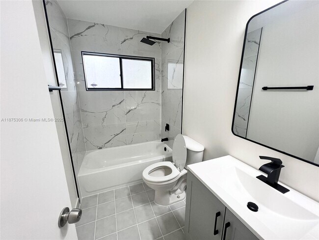 Building Photo - 210 Maddy Ln