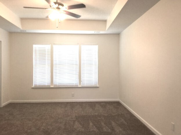 Building Photo - 7 Fawn Ridge Way
