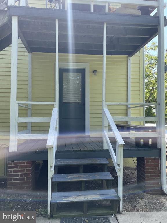 Building Photo - 1417 Hanover St
