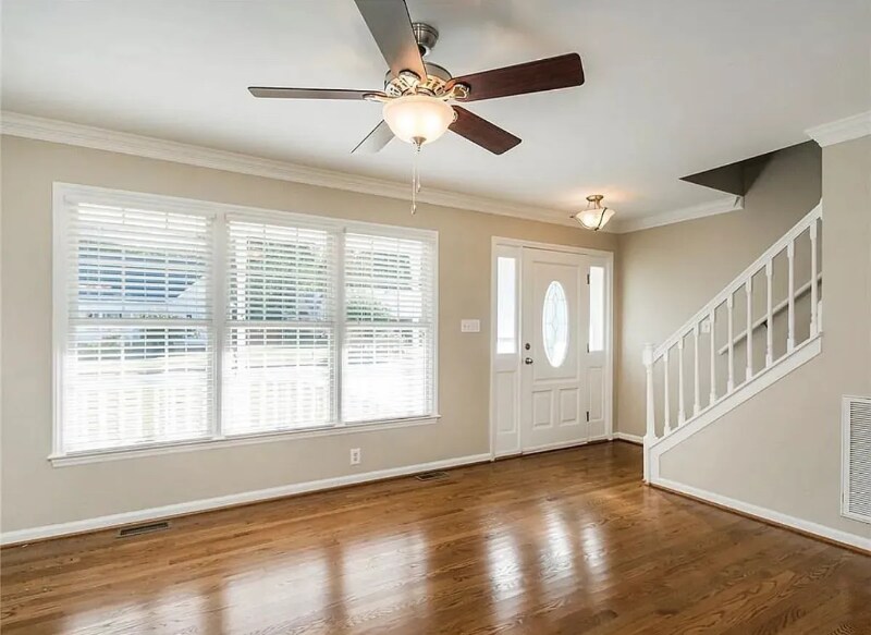 Building Photo - 824 Lockesley Ln