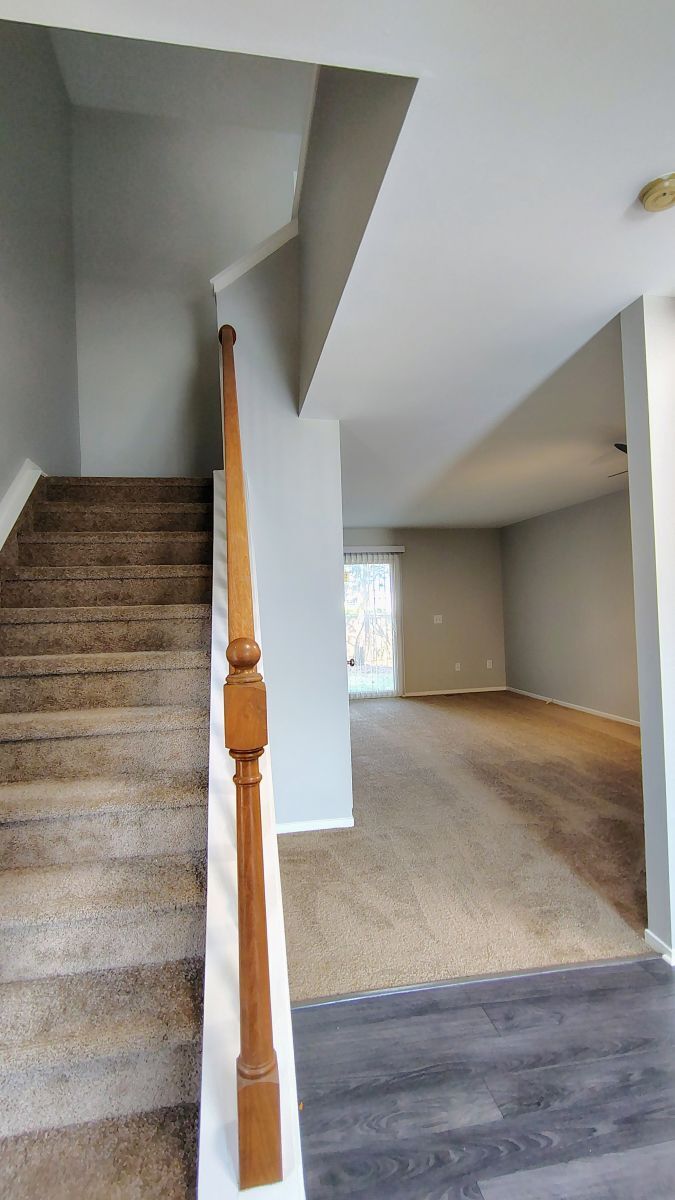 Building Photo - 24757 Bashian Dr