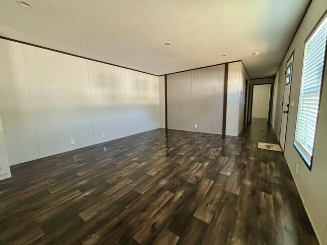 Building Photo - 2101 Ladnier Rd
