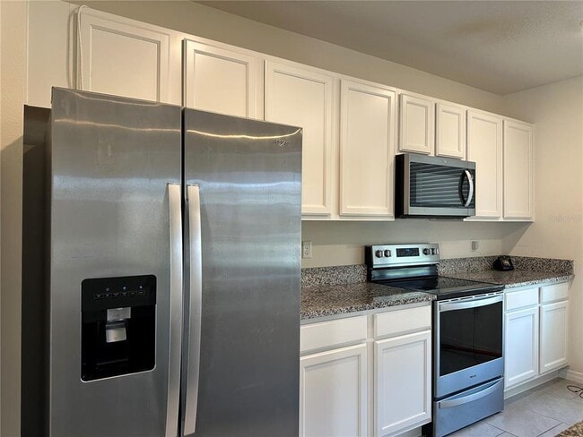 Building Photo - 13170 Bounty Ave