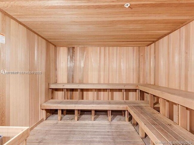 Building Photo - 2950 NE 188th St