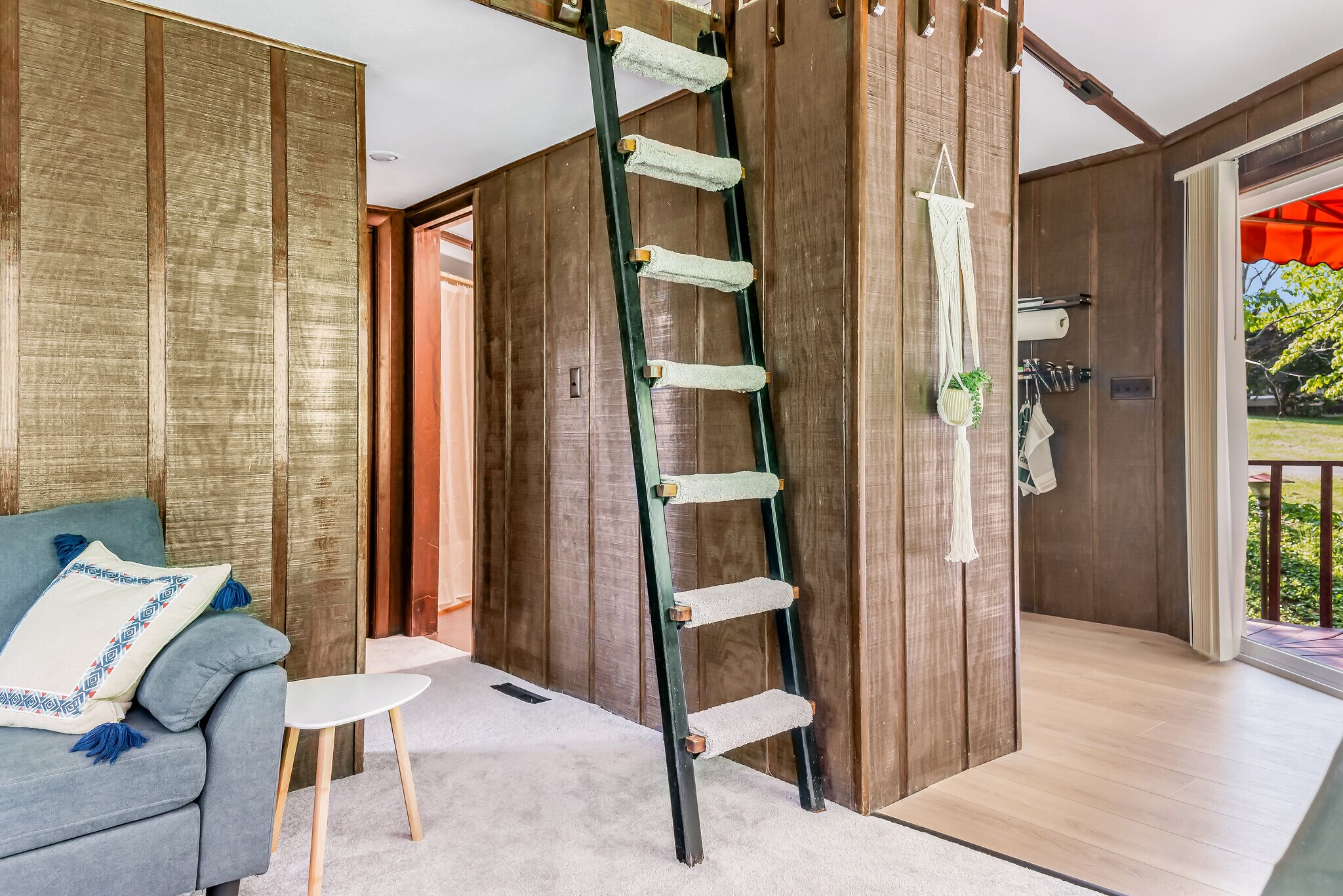 Building Photo - 325 Poplar Hill Ln