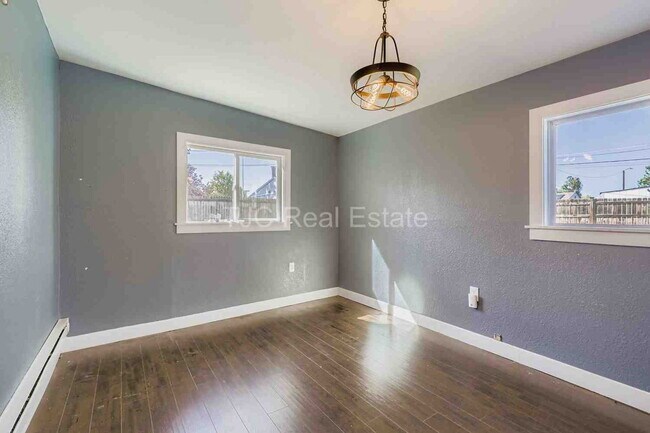 Building Photo - 1253 Uinta St