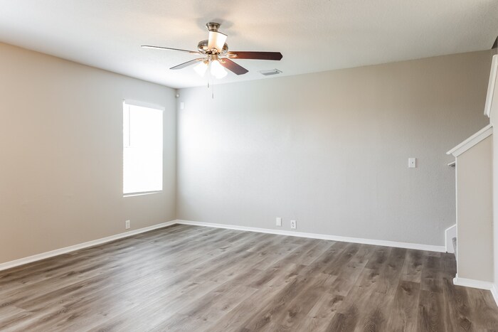 Building Photo - 2323 Emory Knoll Dr