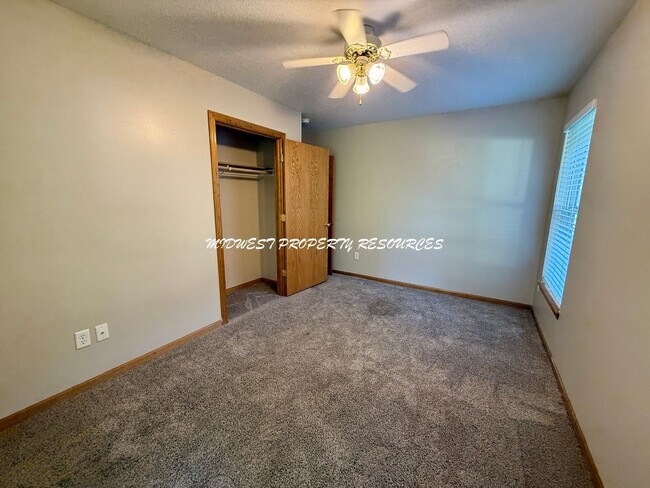 Building Photo - Cozy 3 Bedroom Ranch Home in Greenwood