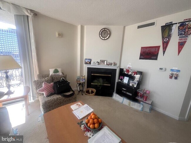 Building Photo - 11710 Old Georgetown Rd