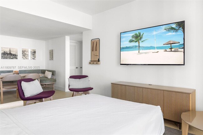 Building Photo - 159 NE 6th St