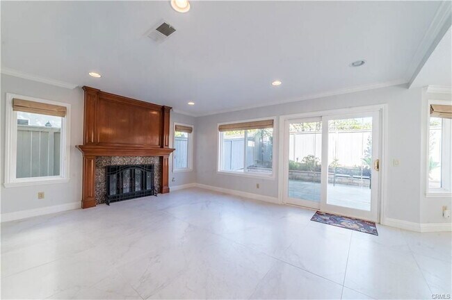 Building Photo - 23971 Frigate Dr