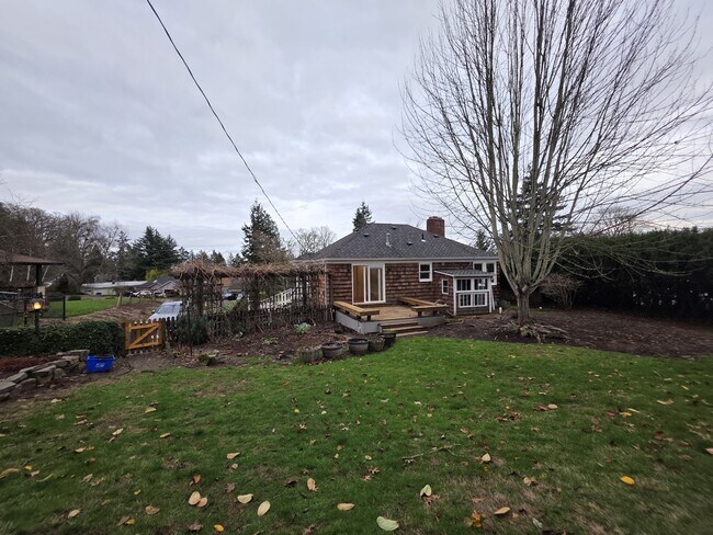 Building Photo - 963 Parkway Dr NW