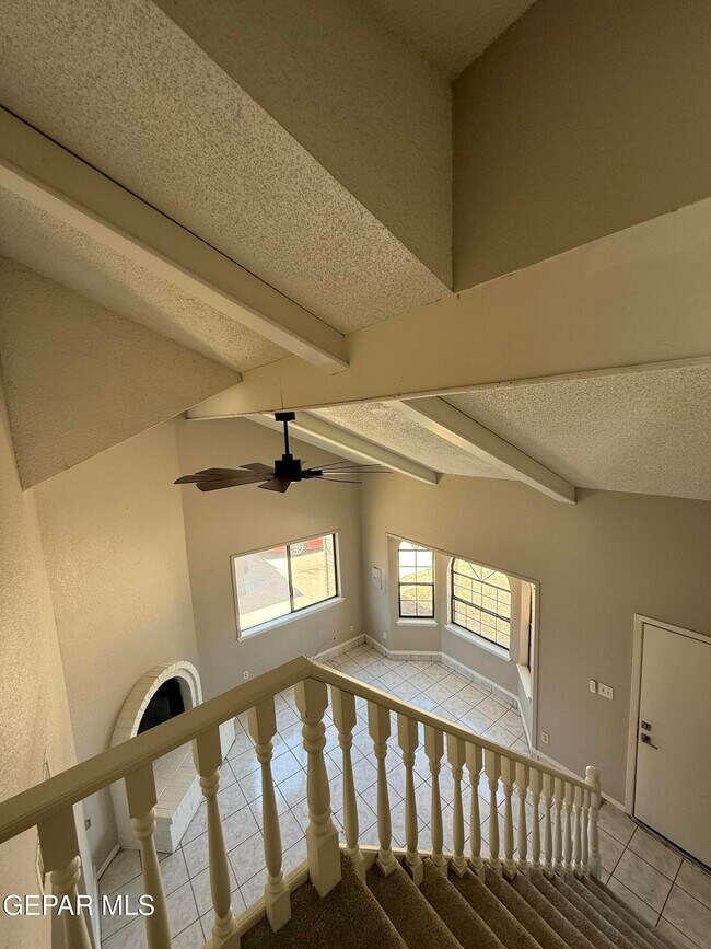 Building Photo - 11708 Sierra Azul Dr