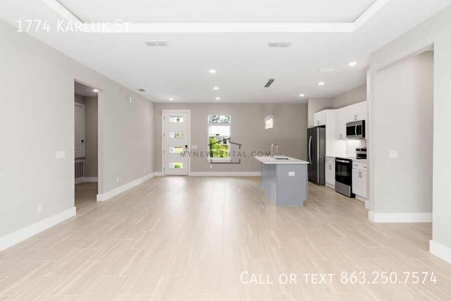 Building Photo - 1774 Karluk St