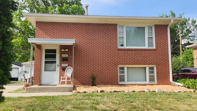 3260 Mohawk Street - 3260 Mohawk St