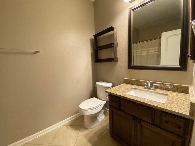 Building Photo - 113 Berlandier Ash Ct