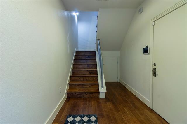 Building Photo - 3845 Convent St