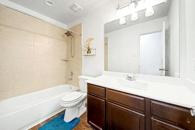 Building Photo - 5742 Adelaide River Dr