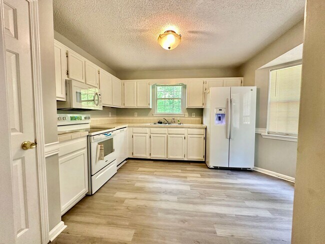 Building Photo - Dallas Rental