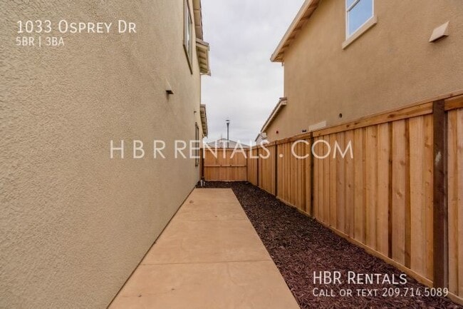 Building Photo - 1033 Osprey Dr
