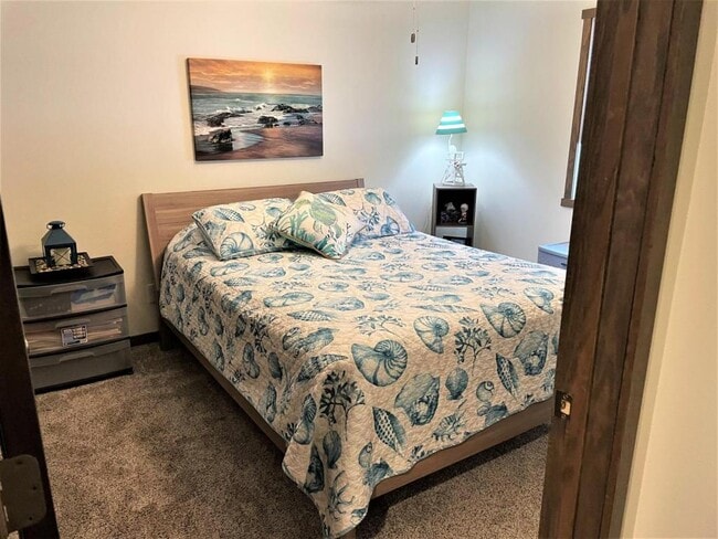 Building Photo - 535 Ryan St #2