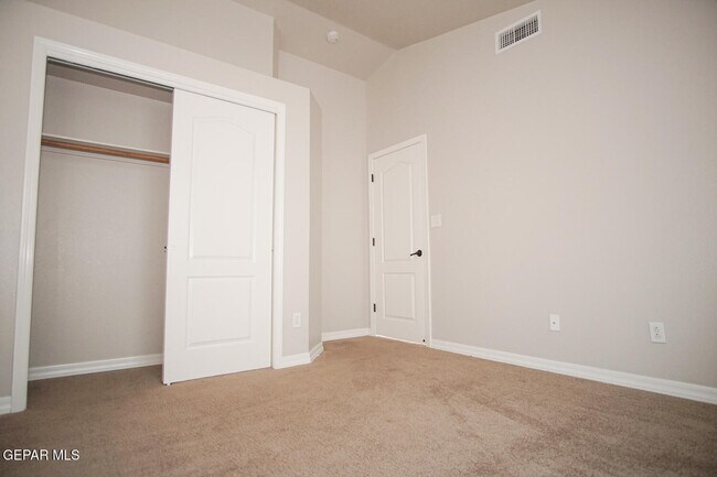 Building Photo - 14373 Coyote Trail Dr