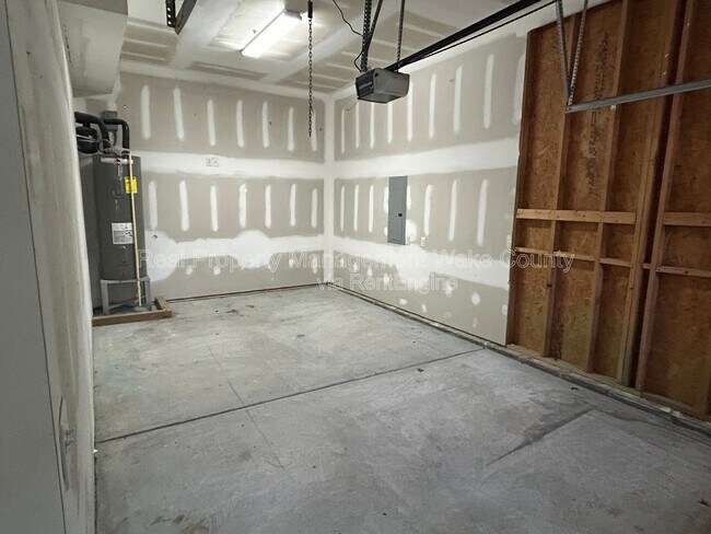 Building Photo - 142 Bexley Way