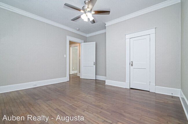 Building Photo - 3 br, 2 bath House - 1313 Merry Street