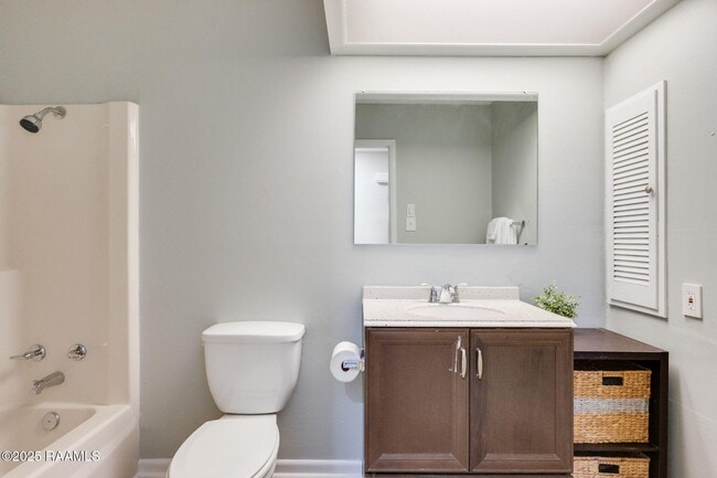 Building Photo - 103 Pinion Cir