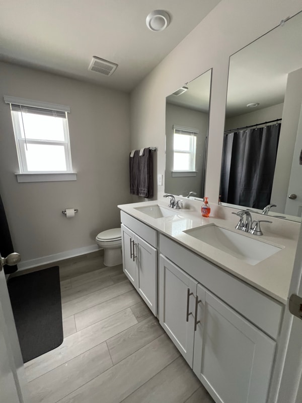 Building Photo - 4256 Skyridge Dr