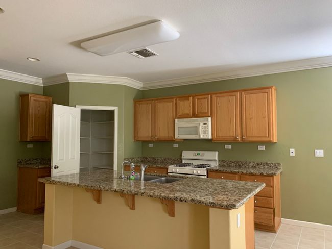 Building Photo - 11779 Bagota Way