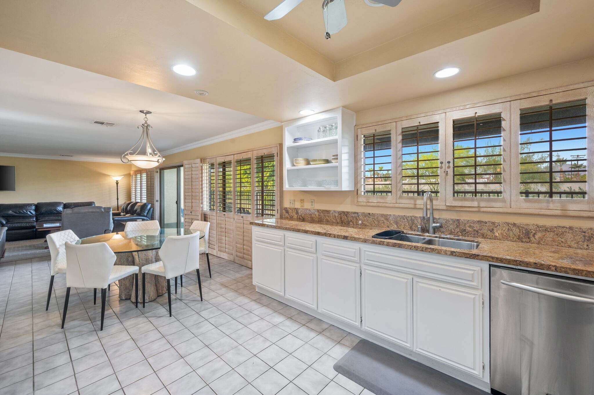 Building Photo - 78990 Bayside Ct