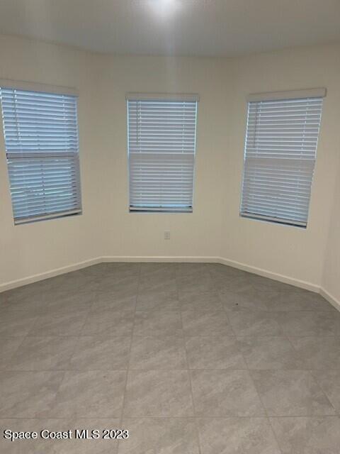 Building Photo - 7438 Tourmaline Dr