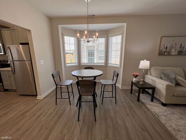 Building Photo - 2 br, 2.5 bath House - 3704 S Mebane St