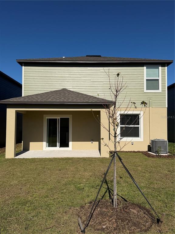 Building Photo - 17594 Pleasantview Blvd